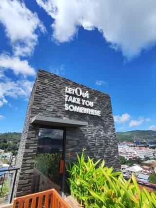 Golden Palace Hotel Batu Merah Buitenkant foto